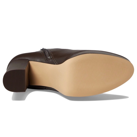 MARC FISHER “RUBLIA” BROWN BOOTS - Picture 4 of 5